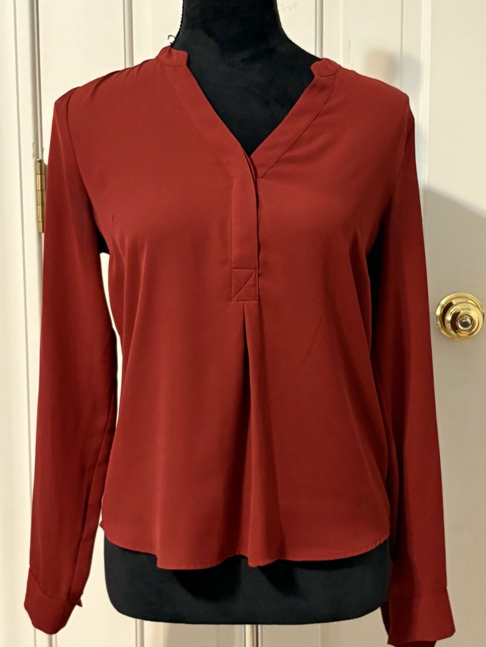 THE LIMITED Long Sleeve V-Neck Blouse